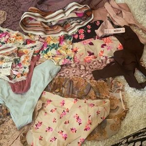 Lot of size medium panties (36)  Victoria Secret